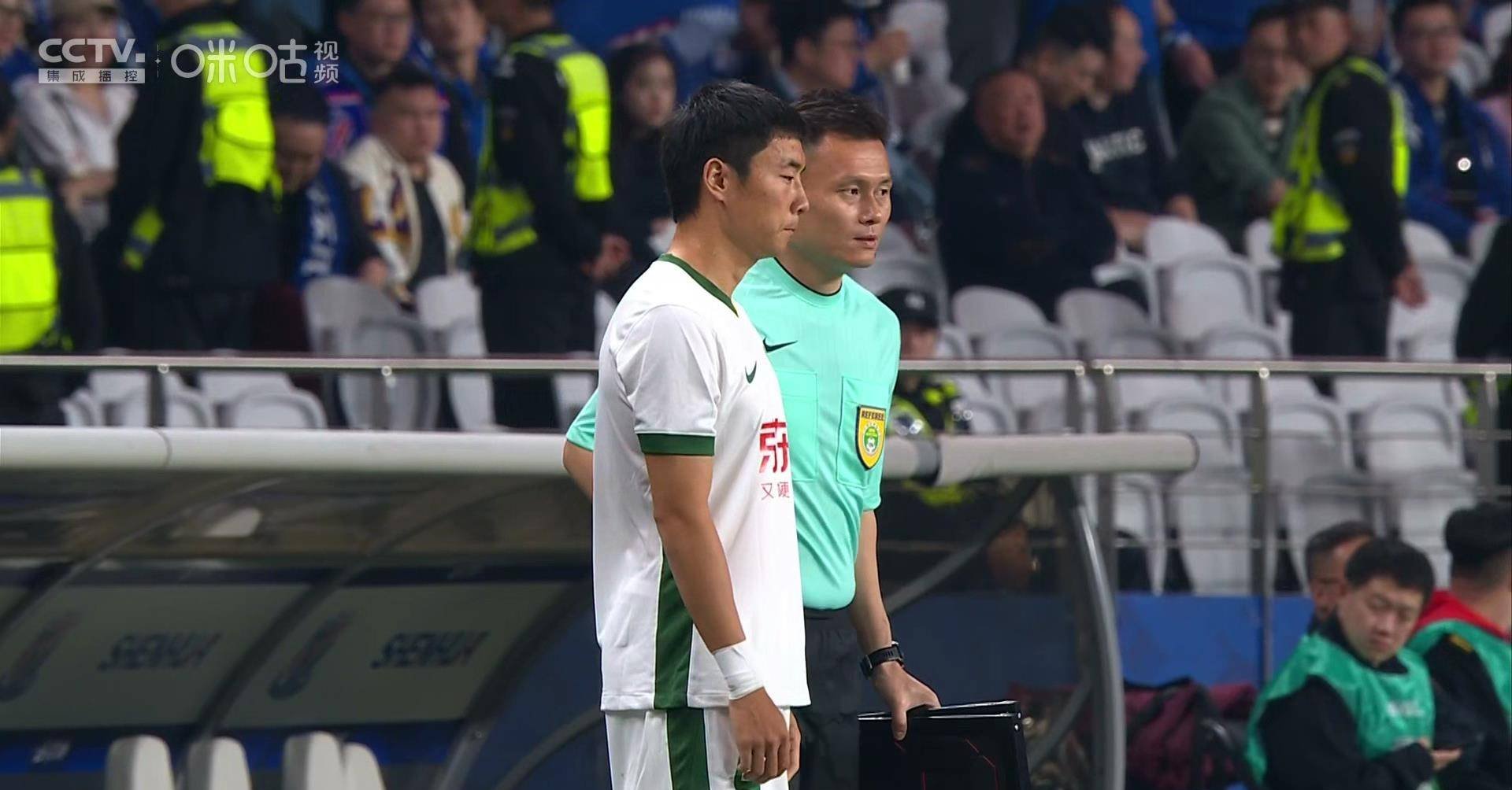 爱游戏在线登录 -法国杯倒计时，上海申花今晨止住颓势，细节引发关注，态度坚定，临场指挥获称赞的简单介绍