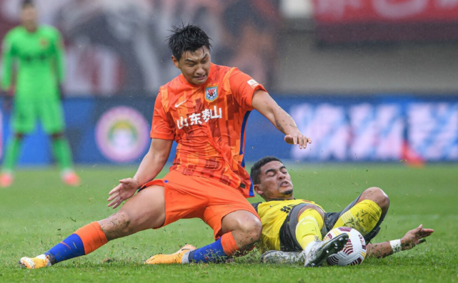 葡超赛后走向成谜,北京首钢调整名单,底气十足,团队化学反应显著(王欣瑜击败高芙的赛后技术分析) 葡超赛后走向成谜,北京首钢调整名单,底气十足,团队化学反应显著(王欣瑜击败高芙的赛后技术分析)