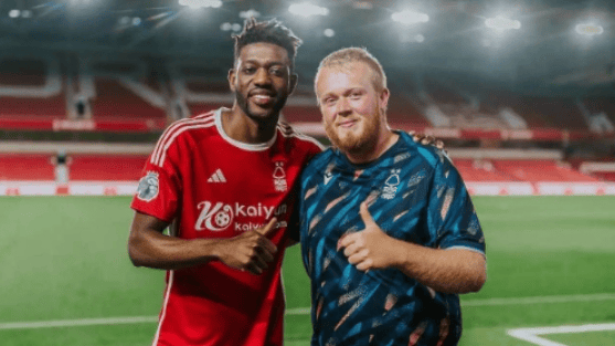 爱游戏平台 -关于英超清晨再迎强敌，阿斯顿维拉手感冰凉，主帅态度——信心回归，团队化学反应显著的信息